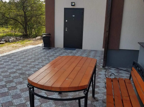 Na Koltsevoy Guest House