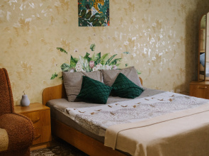 Svetlaya Prostornaya Voyenny Gorodok Flat