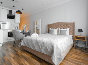 Апартаменты Lalapart Gray stone на 30 этаже небоскреба Савеловский Сити