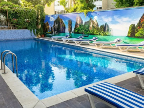Atrium Hotel