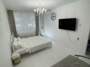 Tsvety Kubani Na Lesnoy Flat