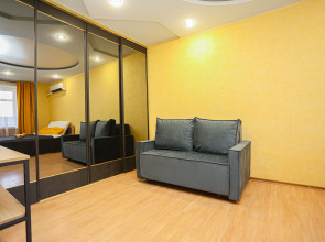 Апартаменты. У нас лучше, чем дома SunSet Родионова 193. КОРГИ