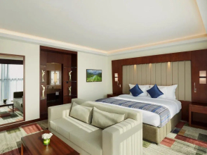Royal Tulip Muscat Hotel