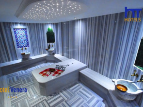 Отель Venera