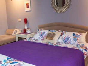 Гостевой дом Four Lions House (Фор Лайонс Хаус)