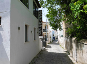 Ados Hotel