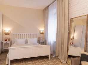 Квартира В Доме Поэтов на Патриарших Прудах