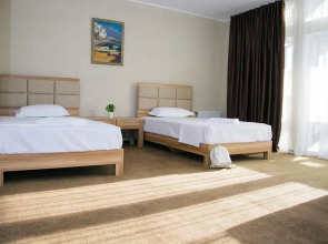 Отель WoodHouse