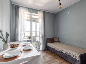 Апартаменты с балконом и красивым видом у метро