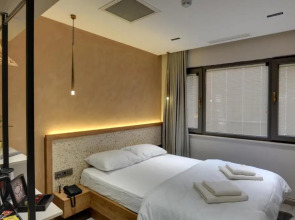Отель 21 Rooms Hotel