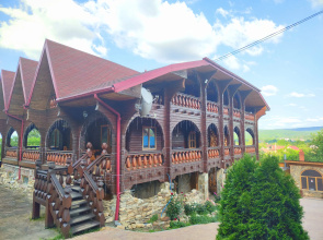 U Goryi Lyubava Guest House