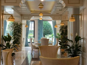 Отель Ambassadori Hotel Tbilisi