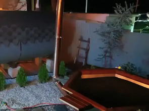 Частный Дом с Бассейном Мансардой и Видом на Горы