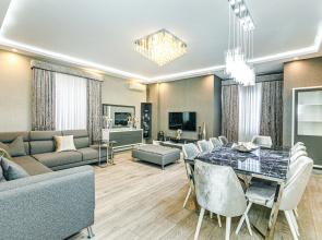 Luxury Apartment on Baku in Nizami Street, Apartments