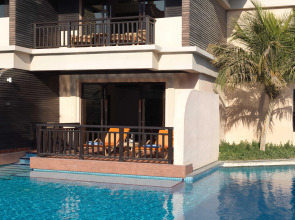 Курортный отель Anantara The Palm Dubai Resort