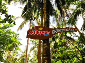 Yoho Milkyway Holiday Resort Villa