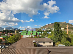 Квартира дизайнерская с видом на горы