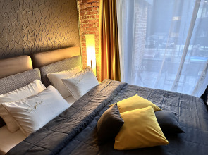 Апартаменты Brick House