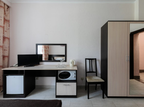 Мини-отель "На Октябрьской"