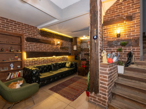 Отель Double DD