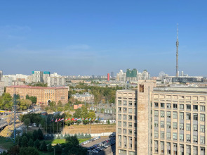 Апартаменты с Панорамными Окнами на 14 Этаже Небоскреба Бизнес-Класс в ЖК D1