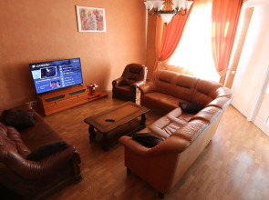 Квартира Просторная квартира с сауной рядом