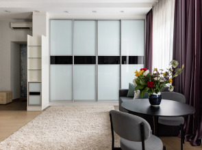 Квартира Видовая уютная на живописной набережной в центре столицы