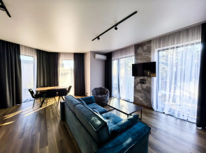 s 2-mya spalnyami Private house
