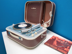 Апартаменты на Волжской набережной 26, с видом на Волгу. м.Стрелка. Сова-Дом