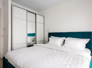 Квартира Большая Белая Кингсайз