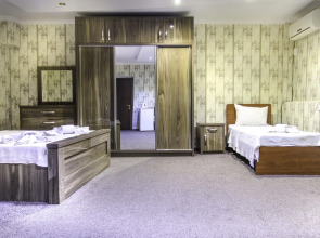 Отель New Palace Shardeni