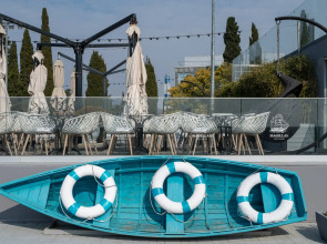 Апартаменты Red Apartments Си Сайд Песчаный