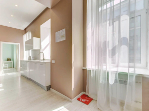 Апартаменты SweetHome на Мойке 44