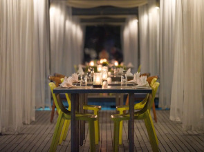 Отель Maya Sanur Resort & Spa