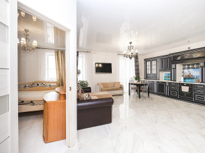Kvartira na Marksa Apartments