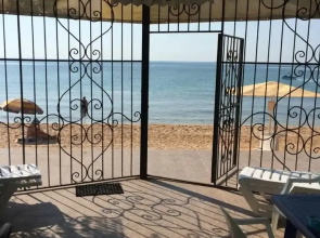Elling Na Zolotom Plyazhe Apartments