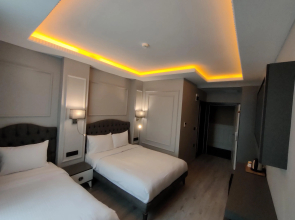 Отель Loft Airport