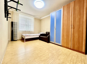 Апартаменты Трехкомнатные на Мира у ТРК Столица