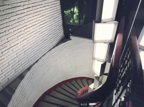 Хостел Wabi Hostels