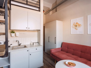 Апартаменты HomeHotel 5