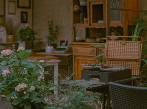 Квартира Старинный Дом с Двориком в Центре