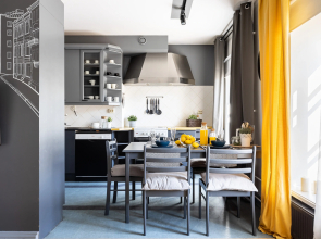 Апартаменты Двухуровневые Little Italy 140 кв.м с видом на собор