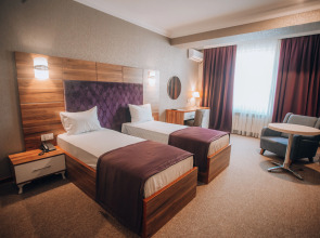 Отель Royal Sapphire