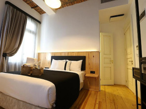 Отель Kamil Bey Suites