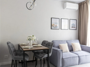 Апартаменты Red Apartments Арт Лайт Сити Шерли