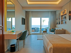 Sunrise Remal Beach Resort