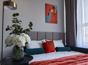 Квартира Яркая студия в 4 минутах от метро. Бесконтактное заселение