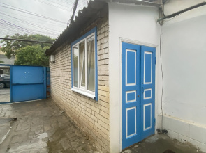 Гостевой дом Маленький домик в центре города