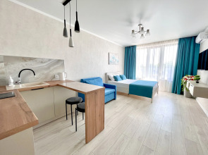 Апартаменты с бассейном у моря