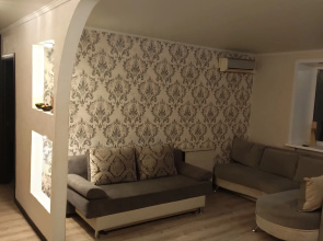 8 otdelnykh spalnykh mest Flat